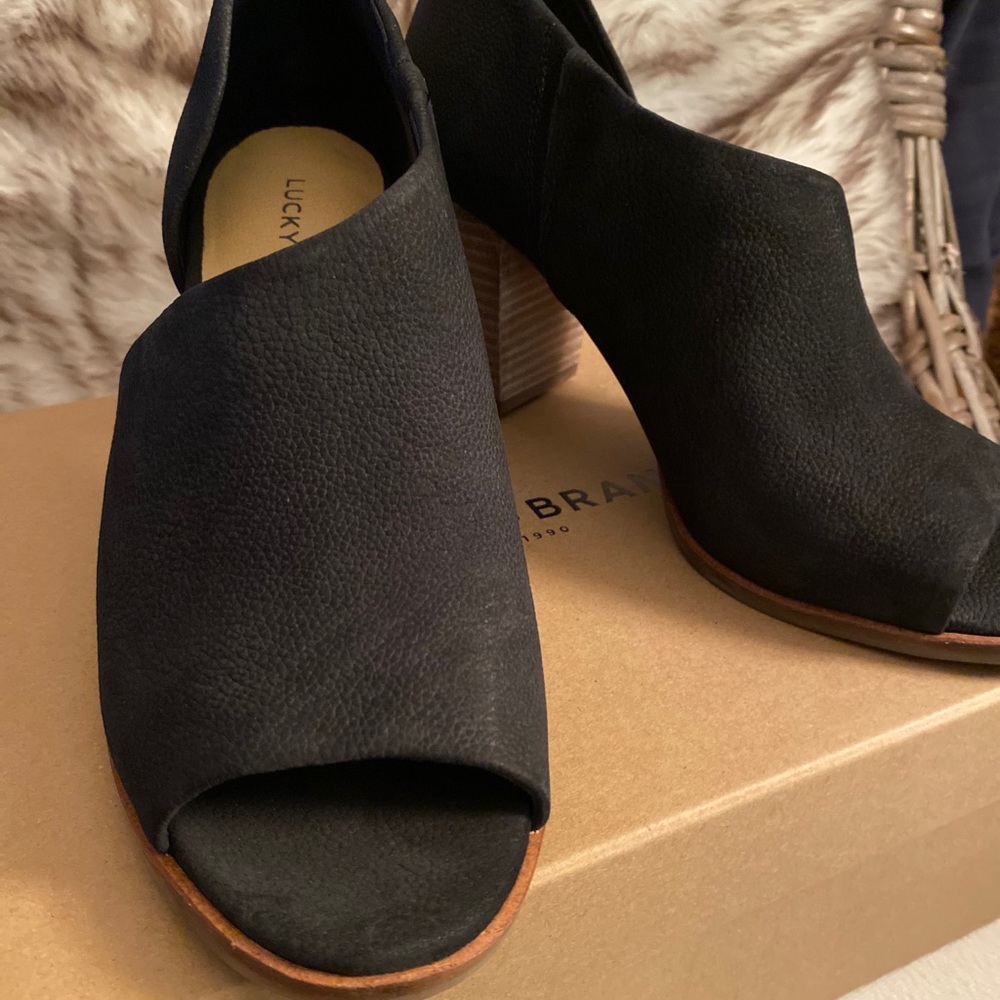 NIB Lucky Brand Jexa Booties 8.5 Black